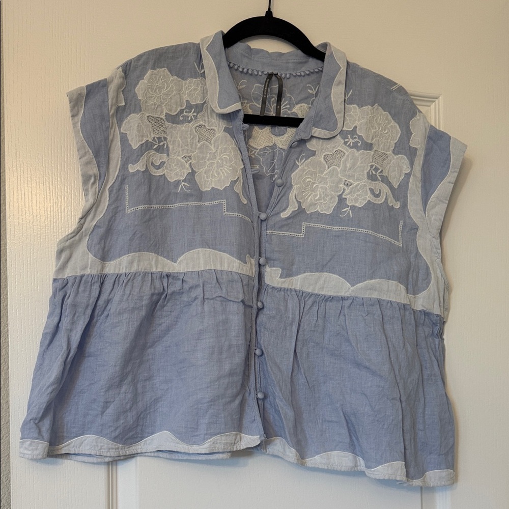 Anthropologie Light Blue and Cream Floral Linen  Top